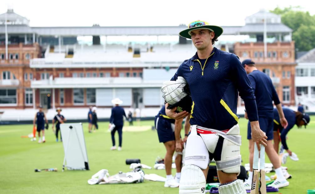 South Africa on course for series sweep